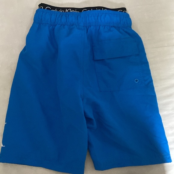 Boys Calvin Klein Swim Trunks NWT - Picture 2 of 4